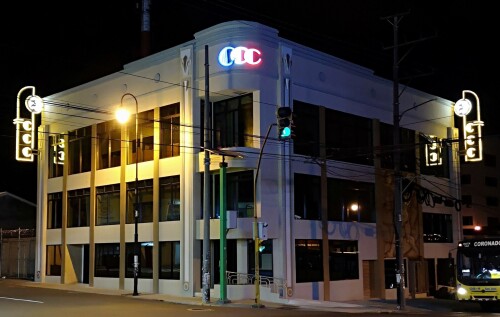 NEON-LIGHTS-COSTA-RICA-CALL-CENTER-BARRIO-ARANJUEZ2db04cb16a536e21.jpg